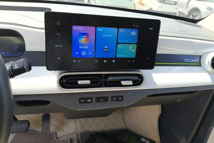 Used Geely Galaxy Panda 2025 210 km – Yuanqi Bear Audio And AC Panel
