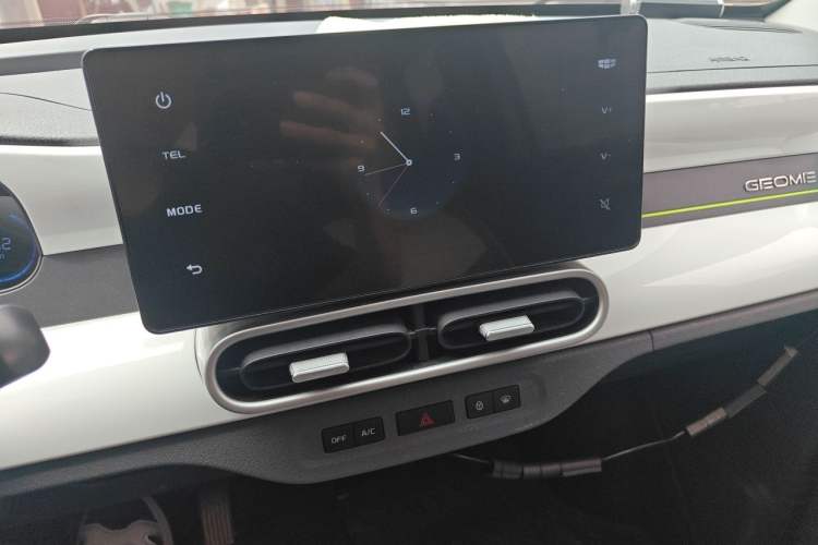 Used Geely Galaxy Panda 2025 210 km – Yuanqi Bear Audio And AC Panel