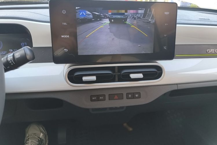 Used Geely Galaxy Panda 2025 210 km – Yuanqi Bear Audio And AC Panel
