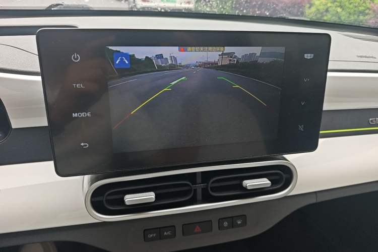 Used Geely Galaxy Panda 2025 210 km – Yuanqi Bear Audio And AC Panel