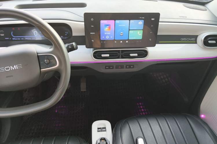 Used Geely Galaxy Panda 2025 210 km – Yuanqi Bear Audio And AC Panel