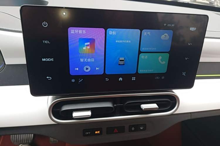 Used Geely Galaxy Panda 2025 210 km – Yuanqi Bear Audio And AC Panel