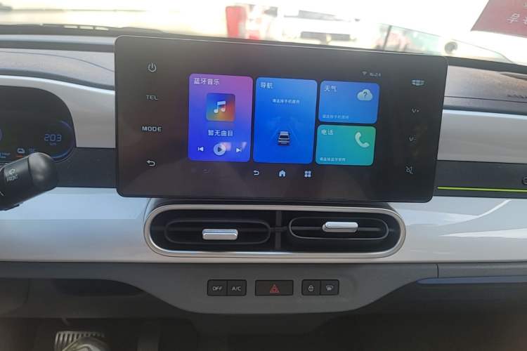 Used Geely Galaxy Panda 2025 210 km – Yuanqi Bear Audio And AC Panel
