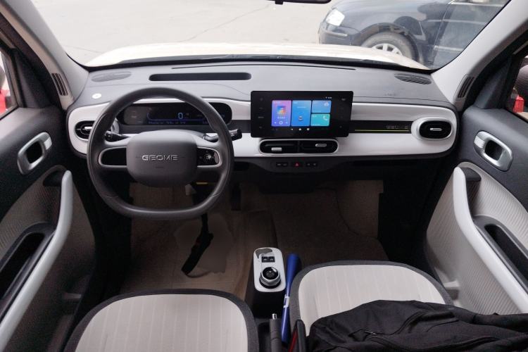 Used Geely Galaxy Panda 2025 210 km – Yuanqi Bear Center Console