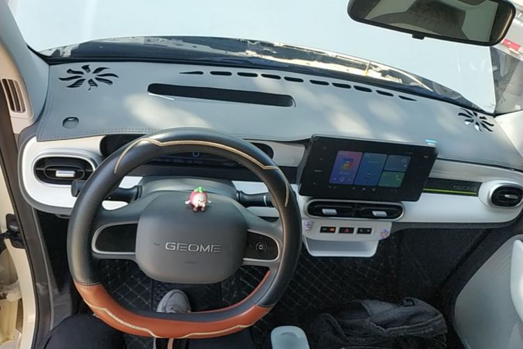 Used Geely Galaxy Panda 2025 210 km – Yuanqi Bear Center Console