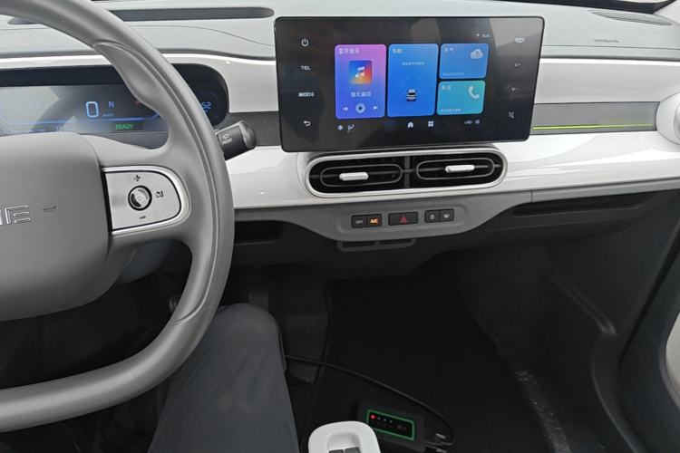 Used Geely Galaxy Panda 2025 210 km – Yuanqi Bear Center Console