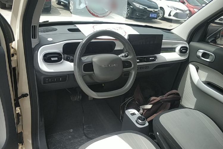 Used Geely Galaxy Panda 2025 210 km – Yuanqi Bear Center Console