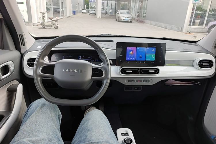 Used Geely Galaxy Panda 2025 210 km – Yuanqi Bear Center Console