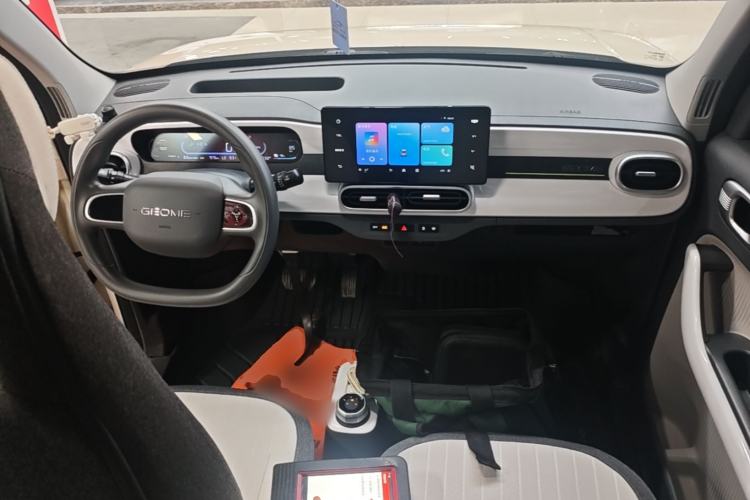 Used Geely Galaxy Panda 2025 210 km – Yuanqi Bear Center Console