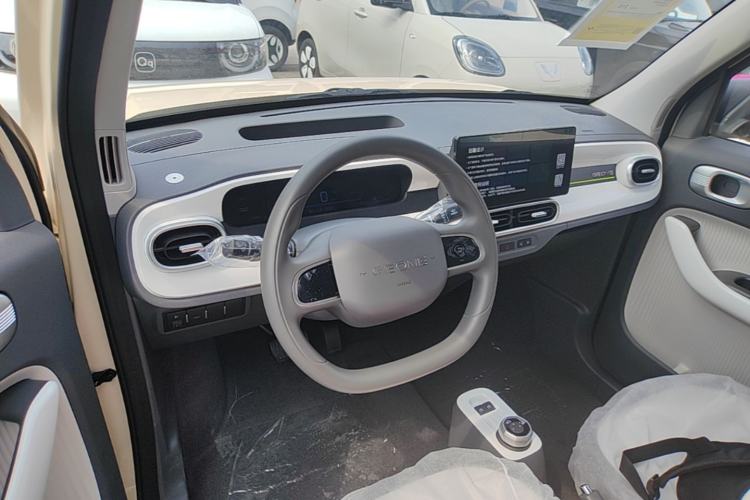 Used Geely Galaxy Panda 2025 210 km – Yuanqi Bear Center Console