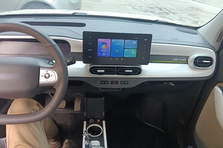 Used Geely Galaxy Panda 2025 210 km – Yuanqi Bear Center Console