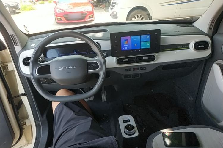 Used Geely Galaxy Panda 2025 210 km – Yuanqi Bear Center Console