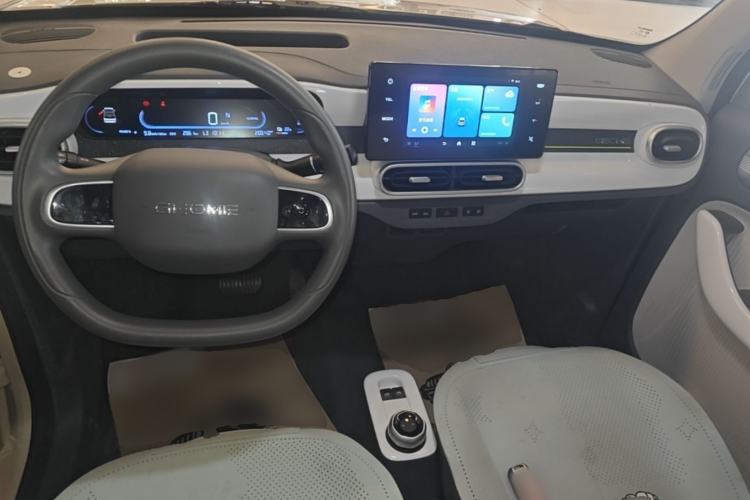 Used Geely Galaxy Panda 2025 210 km – Yuanqi Bear Center Console