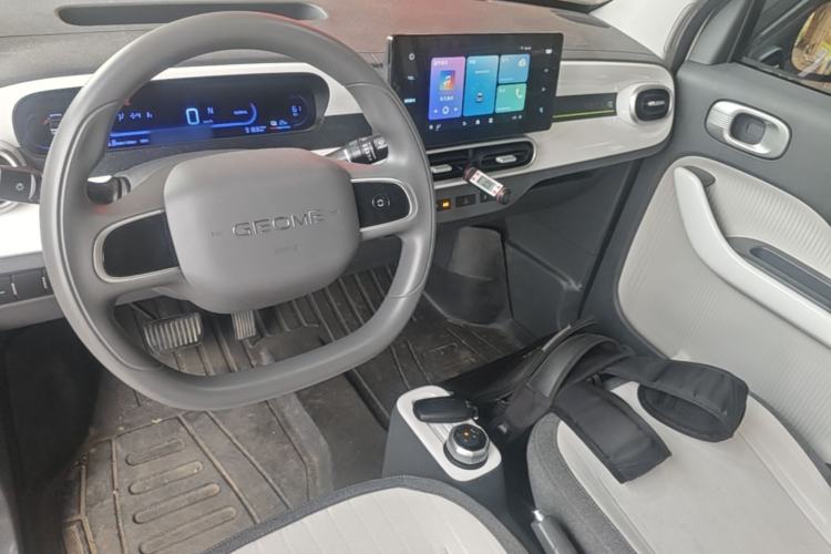 Used Geely Galaxy Panda 2025 210 km – Yuanqi Bear Center Console