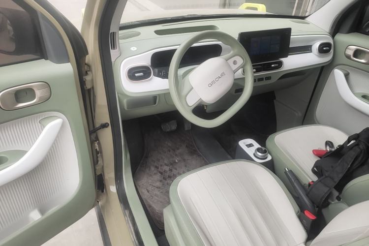 Used Geely Galaxy Panda 2025 210km Panda Rider Center Console