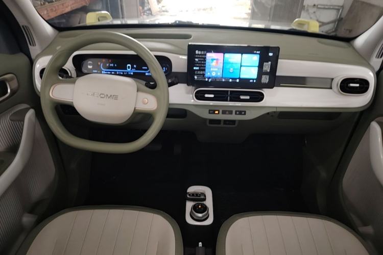 Used Geely Galaxy Panda 2025 210km Panda Rider Center Console