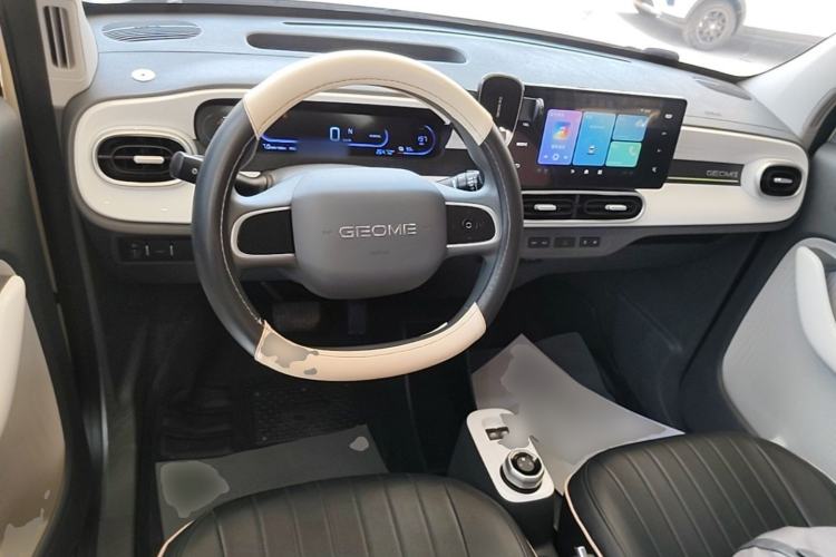 Used Geely Galaxy Panda 2025 210 km – Yuanqi Bear Center Console