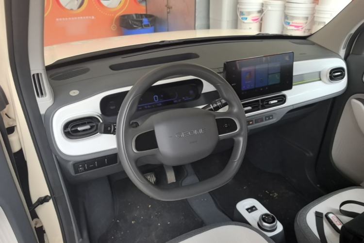 Used Geely Galaxy Panda 2025 210 km – Yuanqi Bear Center Console