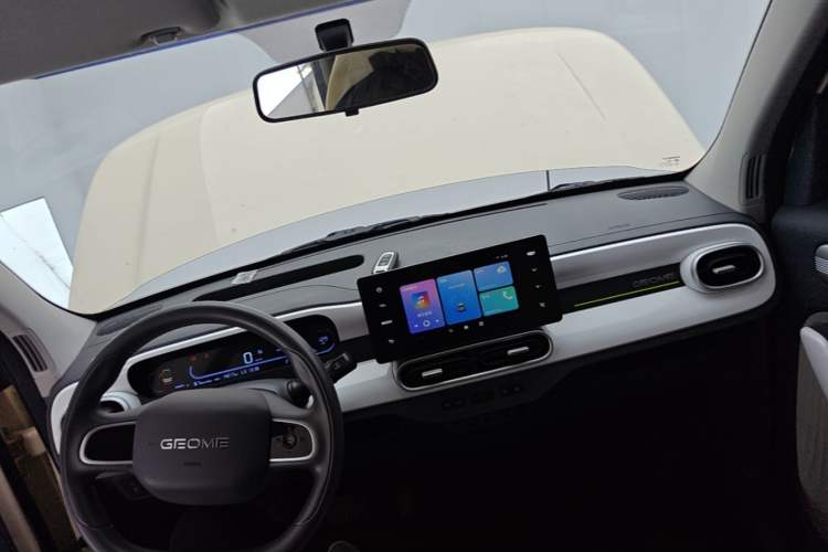 Used Geely Galaxy Panda 2025 210 km – Yuanqi Bear Center Console