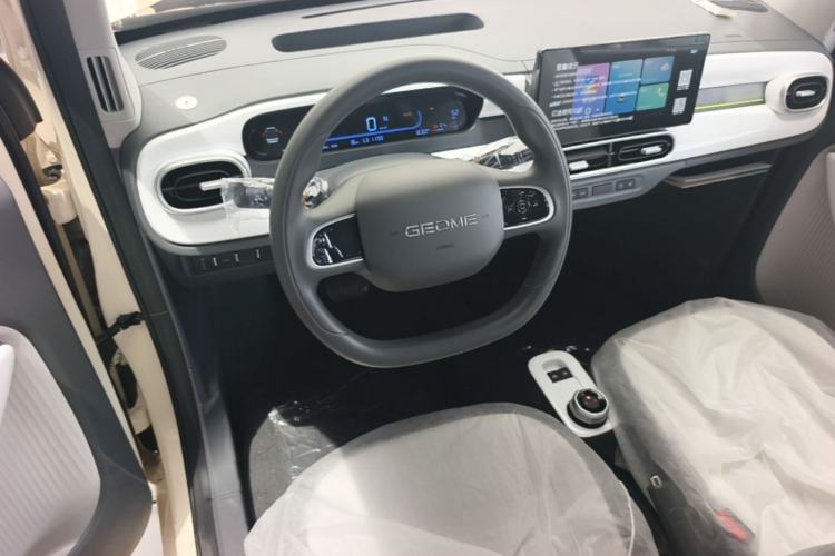 Used Geely Galaxy Panda 2025 210 km – Yuanqi Bear Center Console