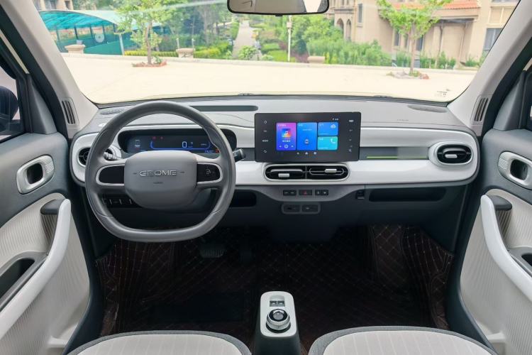 Used Geely Galaxy Panda 2025 210 km – Yuanqi Bear Center Console