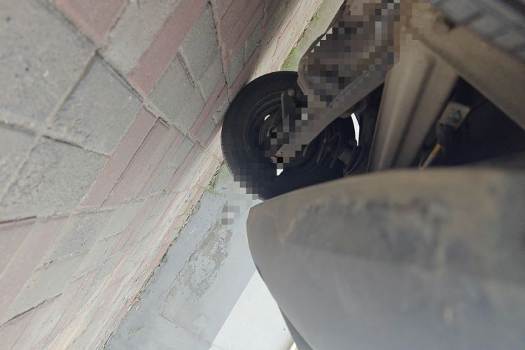 Used Geely Galaxy Panda 2025 210 km – Yuanqi Bear Chassis Front Left