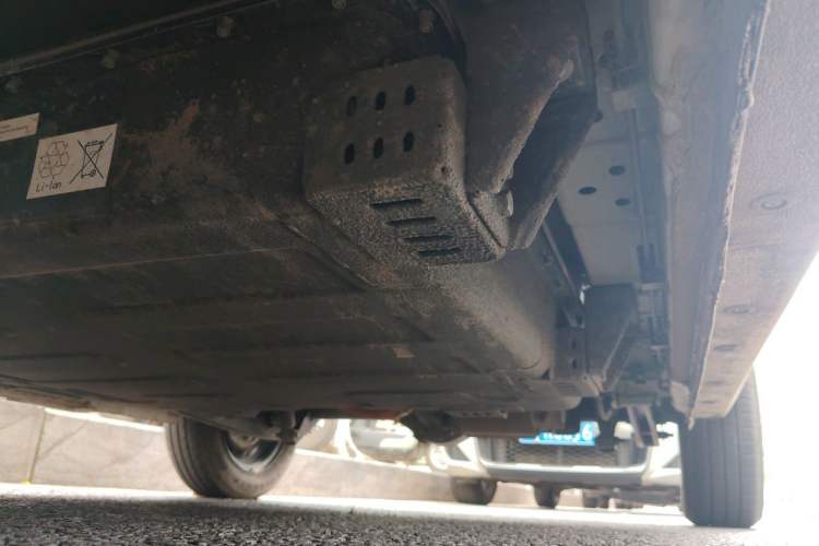 Used Geely Galaxy Panda 2025 210 km – Yuanqi Bear Chassis Front Left