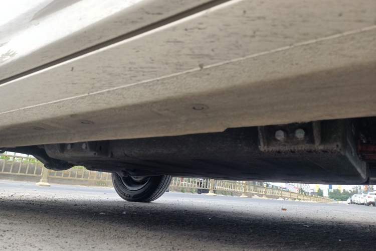 Used Geely Galaxy Panda 2025 210 km – Yuanqi Bear Chassis Front Right