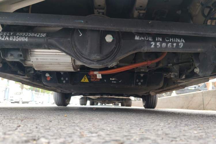 Used Geely Galaxy Panda 2025 210 km – Yuanqi Bear Chassis Rear