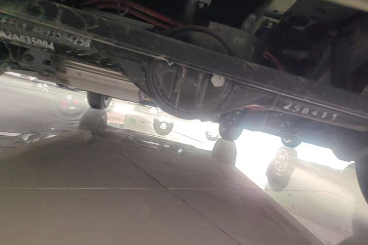 Used Geely Galaxy Panda 2025 210km Panda Rider Chassis Rear