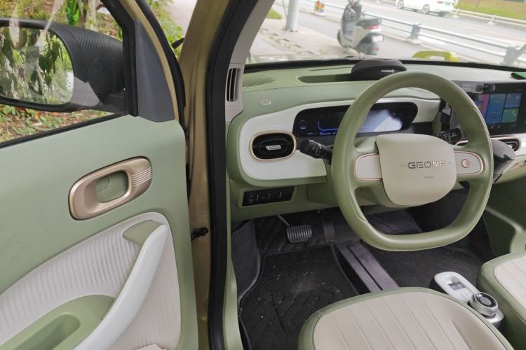 Used Geely Galaxy Panda 2025 210km Panda Rider Driver Seat