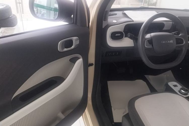 Used Geely Galaxy Panda 2025 210 km – Yuanqi Bear Driver Seat