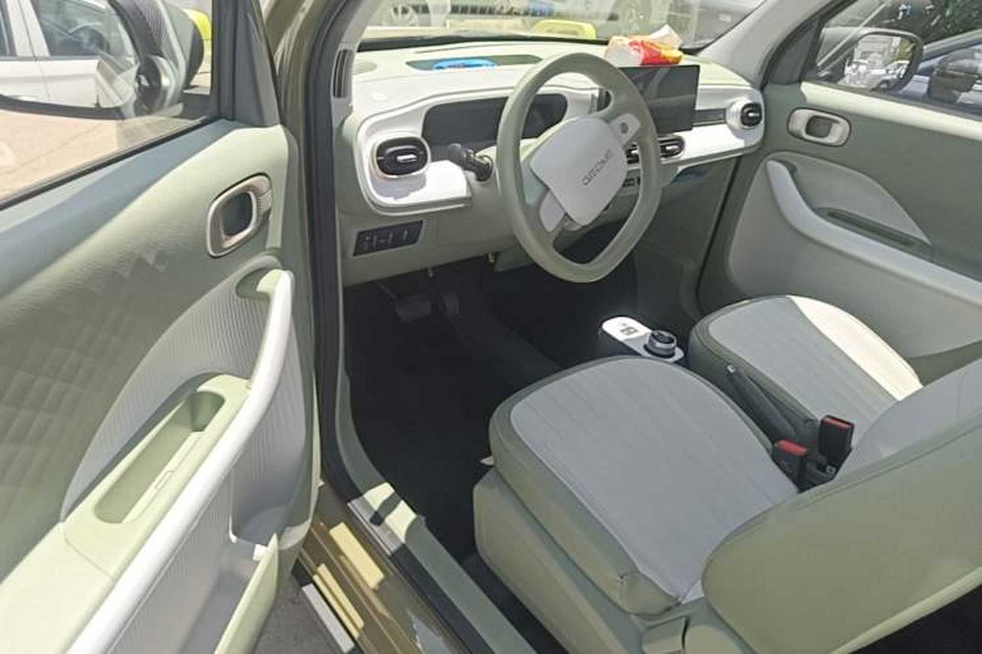 Used Geely Galaxy Panda 2025 210km Panda Kart Driver Seat