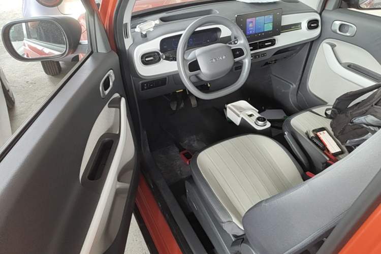 Used Geely Galaxy Panda 2025 210km Panda Rider Driver Seat