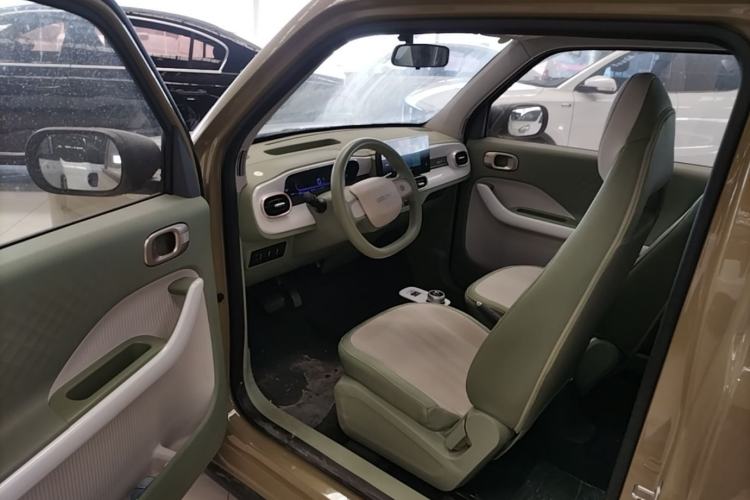 Used Geely Galaxy Panda 2025 210km Panda Rider Driver Seat