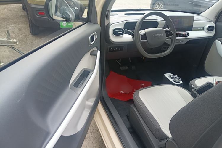 Used Geely Galaxy Panda 2025 210 km – Yuanqi Bear Driver Seat