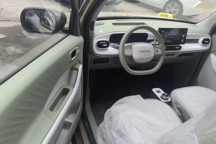 Used Geely Galaxy Panda 2025 210km Panda Rider Driver Seat