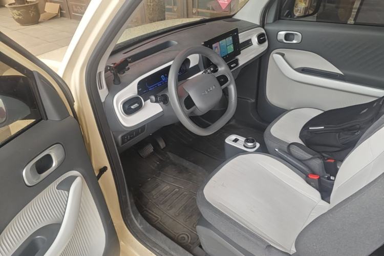 Used Geely Galaxy Panda 2025 210 km – Yuanqi Bear Driver Seat