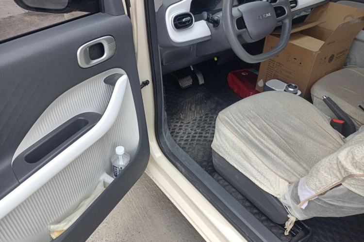 Used Geely Galaxy Panda 2025 210 km – Yuanqi Bear Driver Seat
