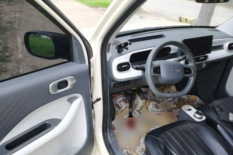 Used Geely Galaxy Panda 2025 210 km – Yuanqi Bear Driver Seat