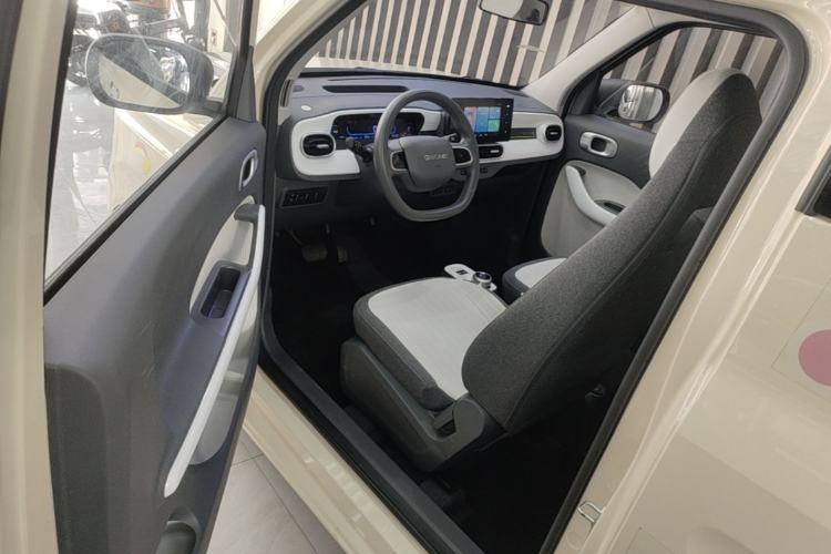 Used Geely Galaxy Panda 2025 210 km – Yuanqi Bear Driver Seat