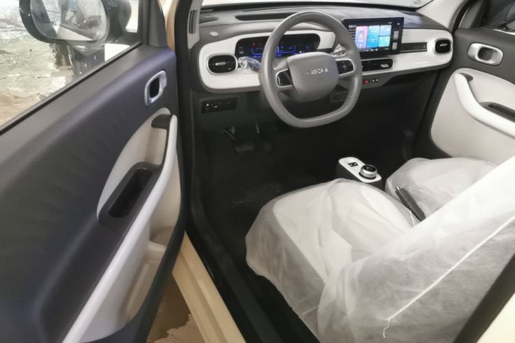 Used Geely Galaxy Panda 2025 210 km – Yuanqi Bear Driver Seat
