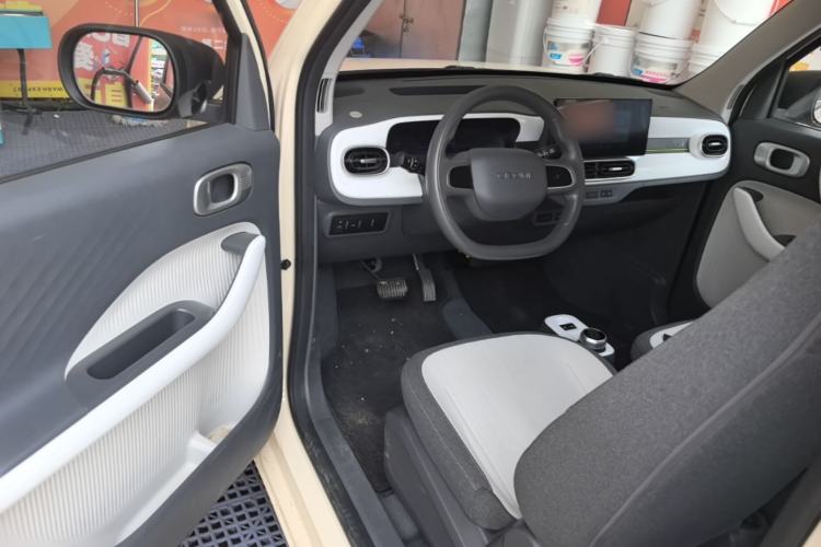 Used Geely Galaxy Panda 2025 210 km – Yuanqi Bear Driver Seat
