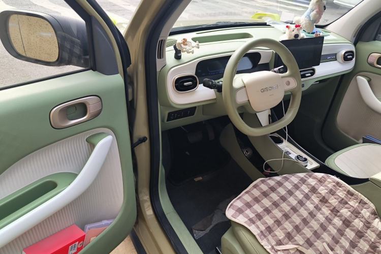 Used Geely Galaxy Panda 2025 210km Panda Rider Driver Seat