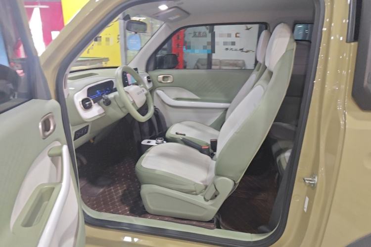 Used Geely Galaxy Panda 2025 210km Panda Rider Driver Seat