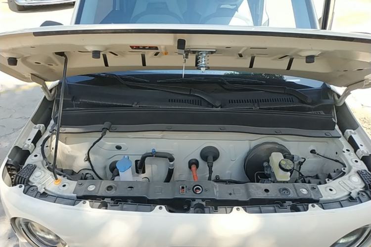 Used Geely Galaxy Panda 2025 210 km – Yuanqi Bear Engine Bay