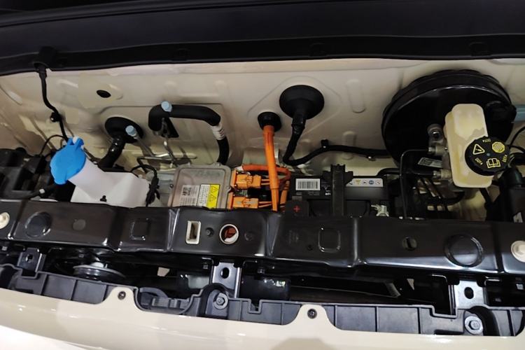 Used Geely Galaxy Panda 2025 210 km – Yuanqi Bear Engine Bay