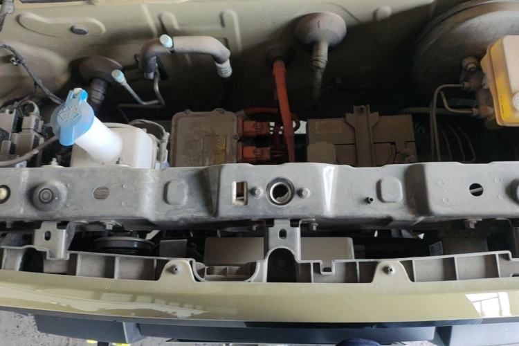 Used Geely Galaxy Panda 2025 210km Panda Rider Engine Bay