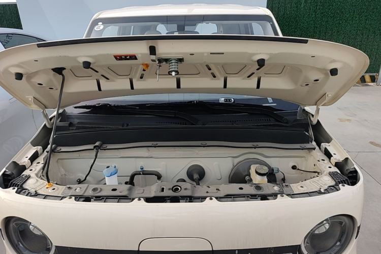 Used Geely Galaxy Panda 2025 210 km – Yuanqi Bear Engine Bay