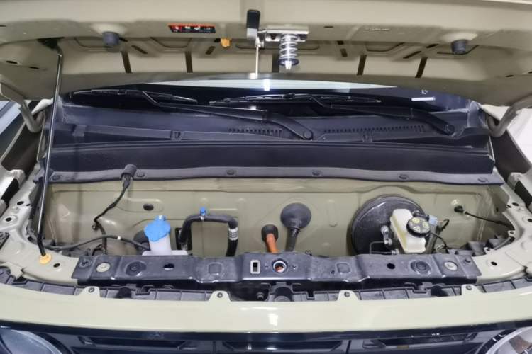 Used Geely Galaxy Panda 2025 210km Panda Rider Engine Bay
